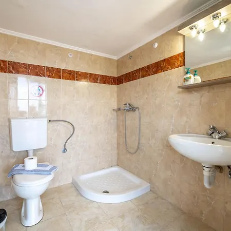 Daire Springs Petronas Archangelos (Rhodes)